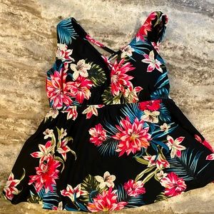 Tankini swim top size 22W